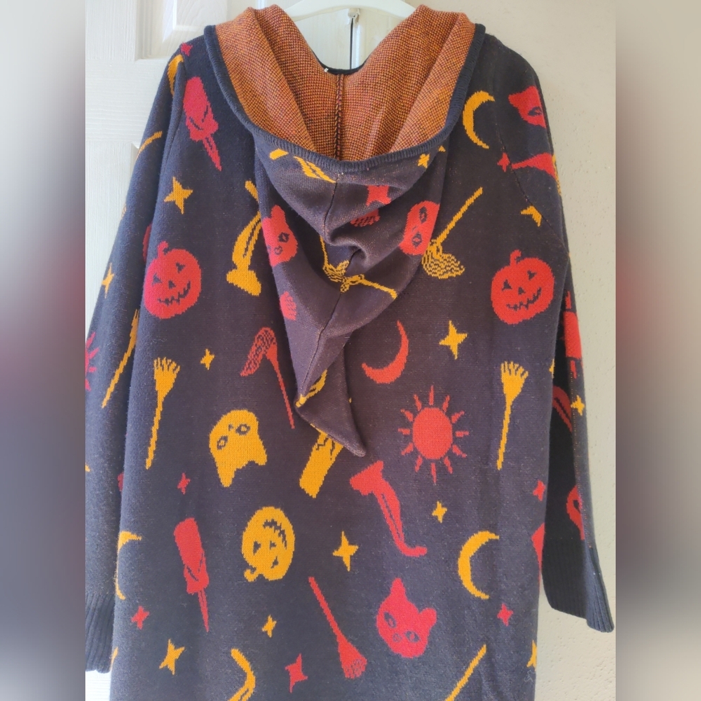 Her Universe Disney Hocus Pocus Dani Hooded Fringe Halloween Cardigan XL NWOT - Picture 15 of 17